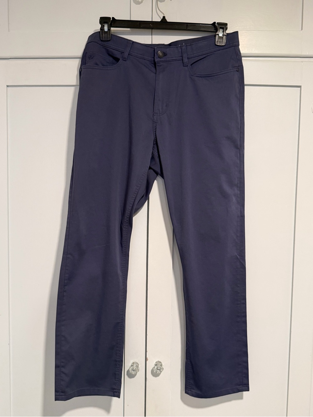 English Laundry Men's  Navy Chinos, Size 34x30.